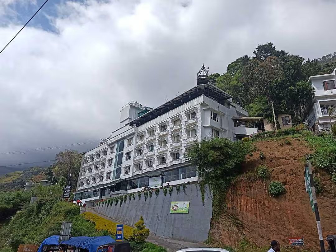 Misty Mountain Resort